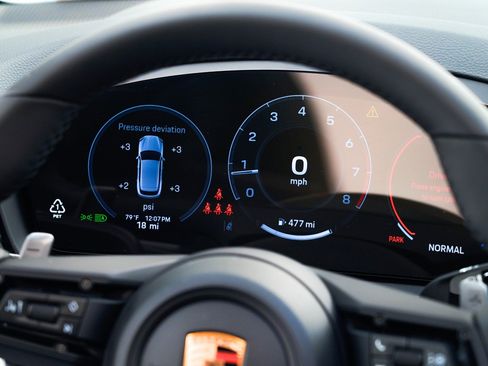 New 2026 Porsche Cayenne image 20