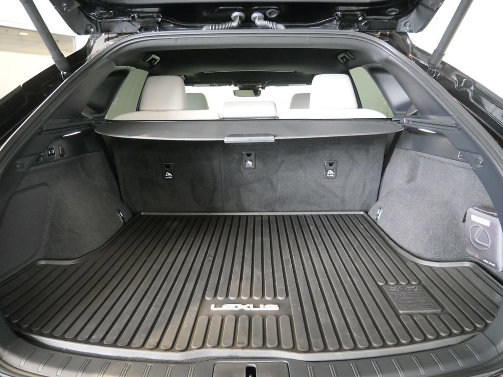 Used 2025 Lexus RX 350 Premium w/ Accessory Package AWD/4WD image 30