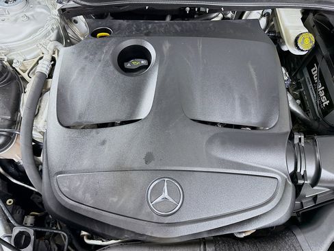 Used 2018 Mercedes-Benz GLA 250 GLA 250 image 38