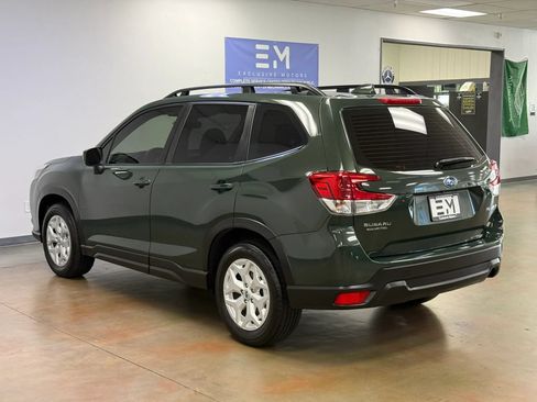 Used 2023 Subaru Forester AWD/4WD image 5
