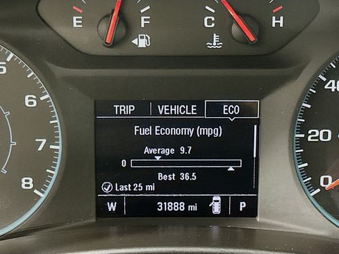 Used 2024 Chevrolet Equinox LS w/ Midnight Edition image 18