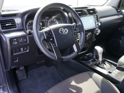 Used 2024 Toyota 4Runner TRD Off-Road image 18