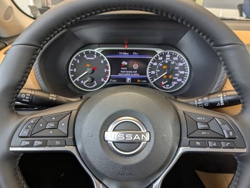 New 2025 Nissan Sentra SV w/ SV Premium Package image 27