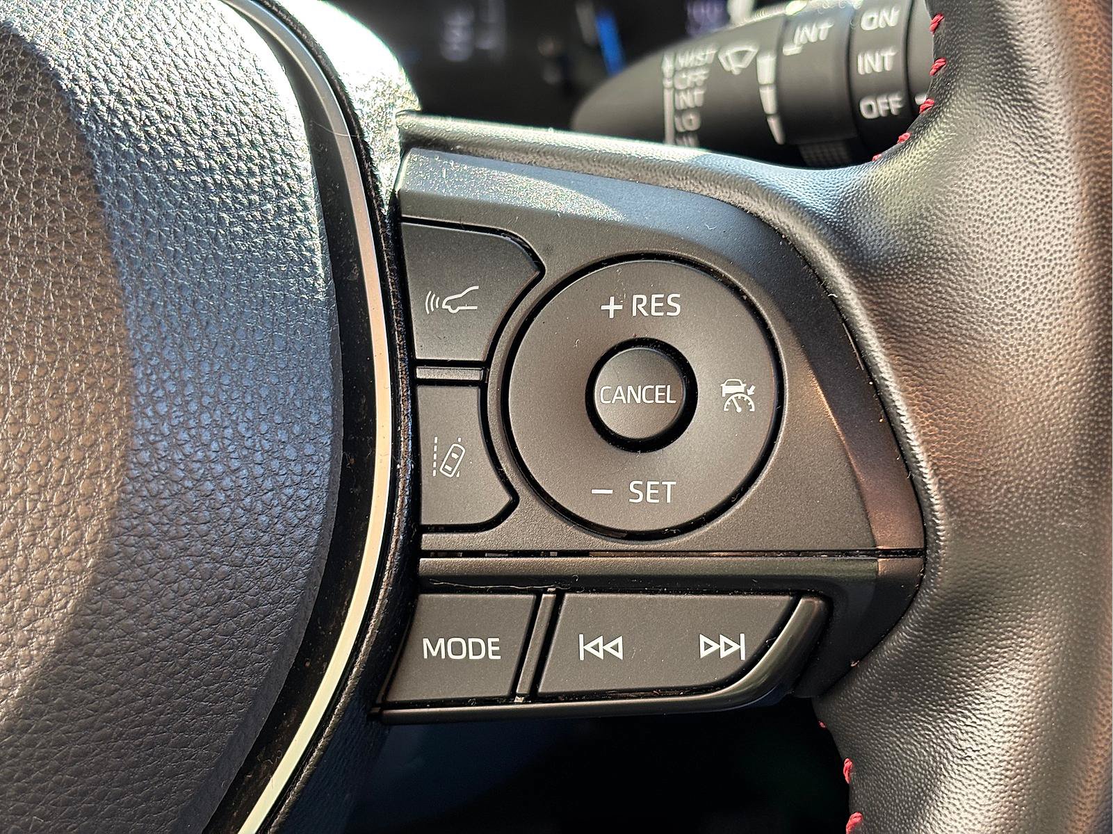 Used 2023 Toyota RAV4 SE AWD/4WD image 31