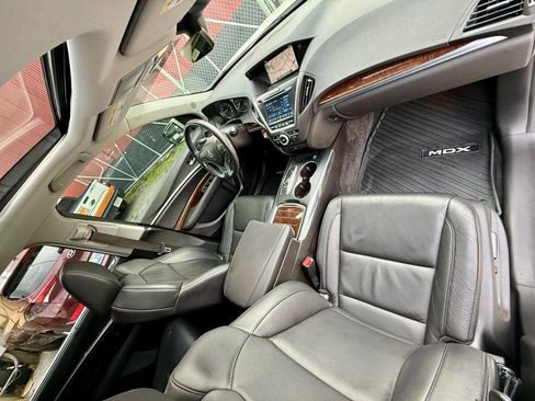 Used 2018 Acura MDX w/ Technology & Entertainment image 30