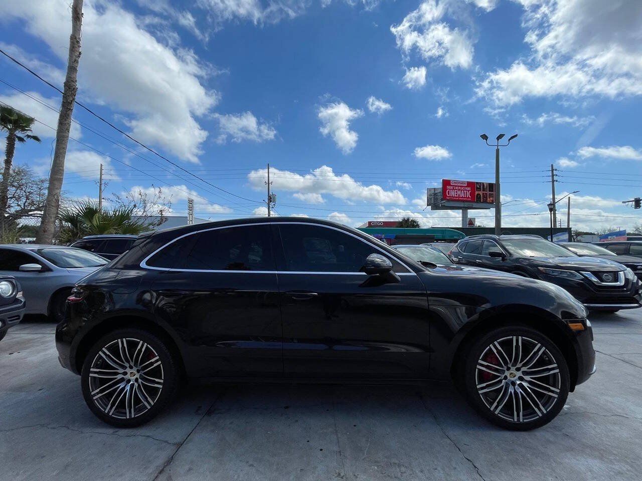 Used 2015 Porsche Macan Turbo w/ Premium Package Plus AWD/4WD image 17