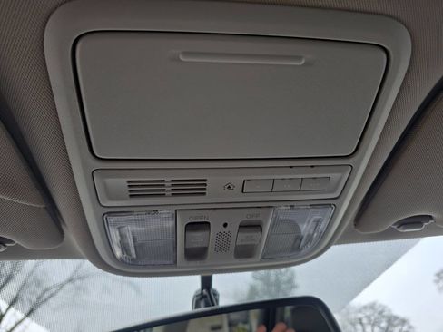 Used 2012 Honda Odyssey EX-L image 17