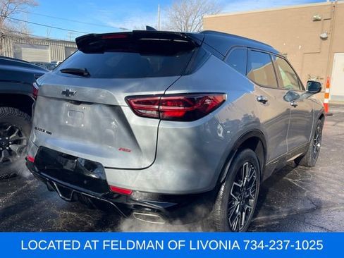 Certified 2024 Chevrolet Blazer RS w/ Driver Confidence II Package image 3