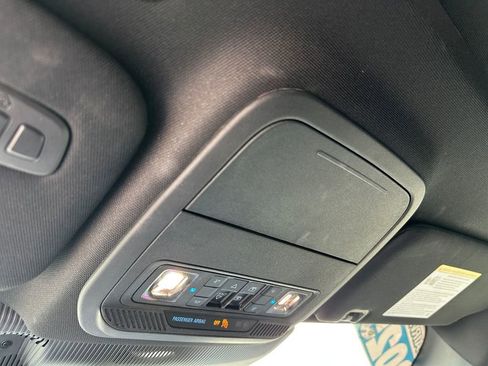 Used 2025 Ford Explorer Platinum image 20