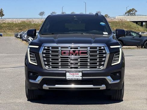 New 2026 GMC Yukon XL Denali w/ Denali Reserve Package RWD image 2
