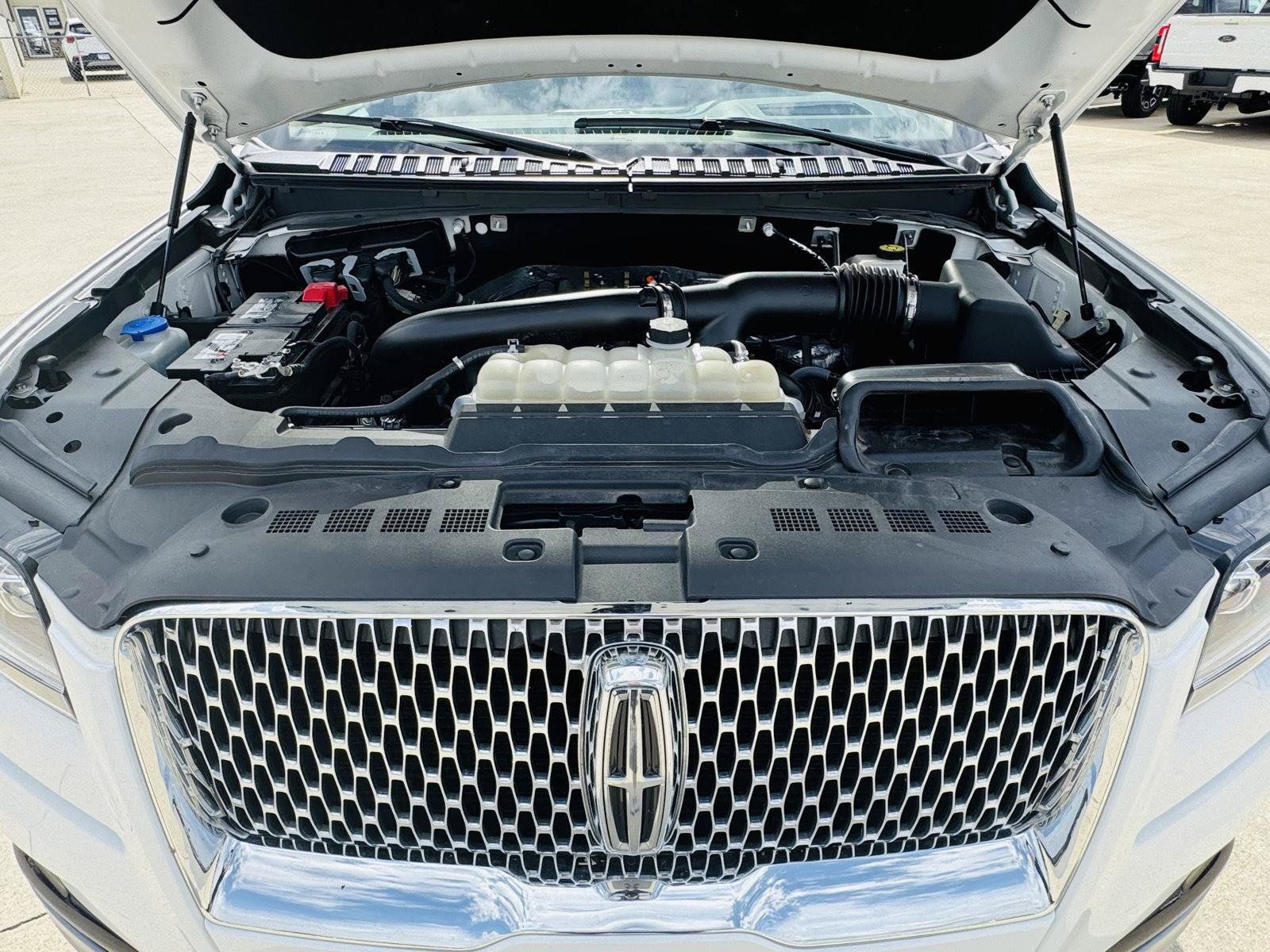 Used 2024 Lincoln Navigator L Reserve AWD/4WD image 54