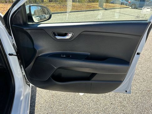 Used 2021 Kia Rio S image 14