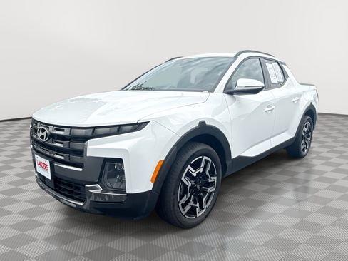 Used 2025 Hyundai Santa Cruz Limited AWD/4WD image 1