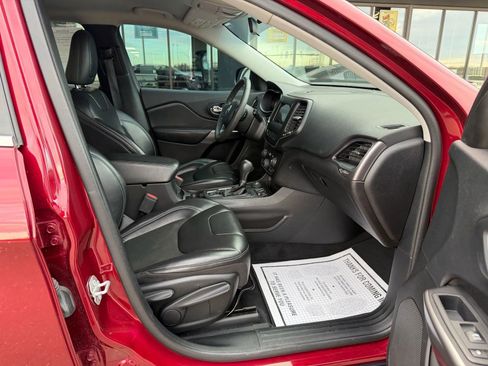 Used 2020 Jeep Cherokee Latitude Plus image 20