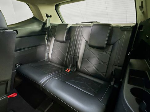 Used 2025 Volkswagen Atlas SE AWD/4WD image 28