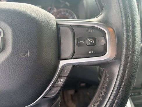 Used 2019 RAM 1500 Big Horn AWD/4WD image 7