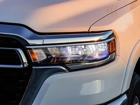 New 2026 RAM 1500 Big Horn AWD/4WD image 5