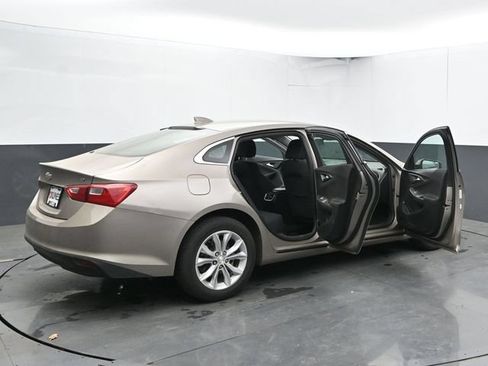 Used 2023 Chevrolet Malibu LT FWD image 35