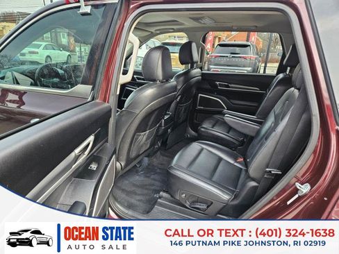 Used 2021 Kia Telluride S image 11
