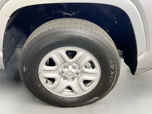 New 2026 Toyota Tundra SR image 13