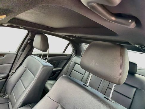 Used 2010 Mercedes-Benz E 350 Sedan image 25