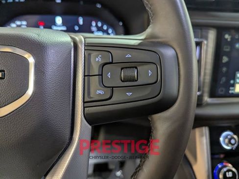 Used 2024 GMC Yukon Denali image 21