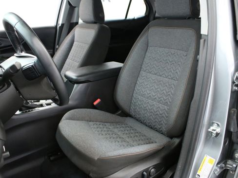 Used 2024 Chevrolet Equinox LT w/ LPO, Floor Liner Package FWD image 24