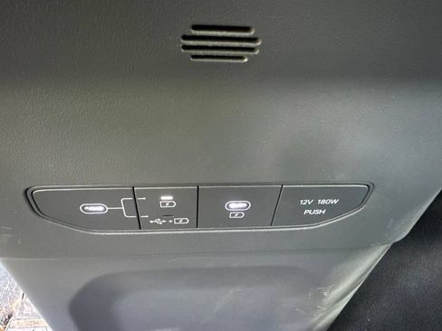 Used 2024 Kia EV9 Land AWD/4WD image 19