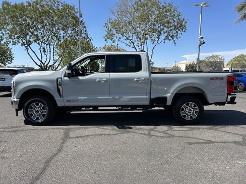 Used 2026 Ford F250 Lariat AWD/4WD image 2