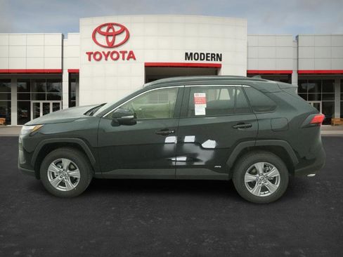 New 2025 Toyota RAV4 XLE image 9