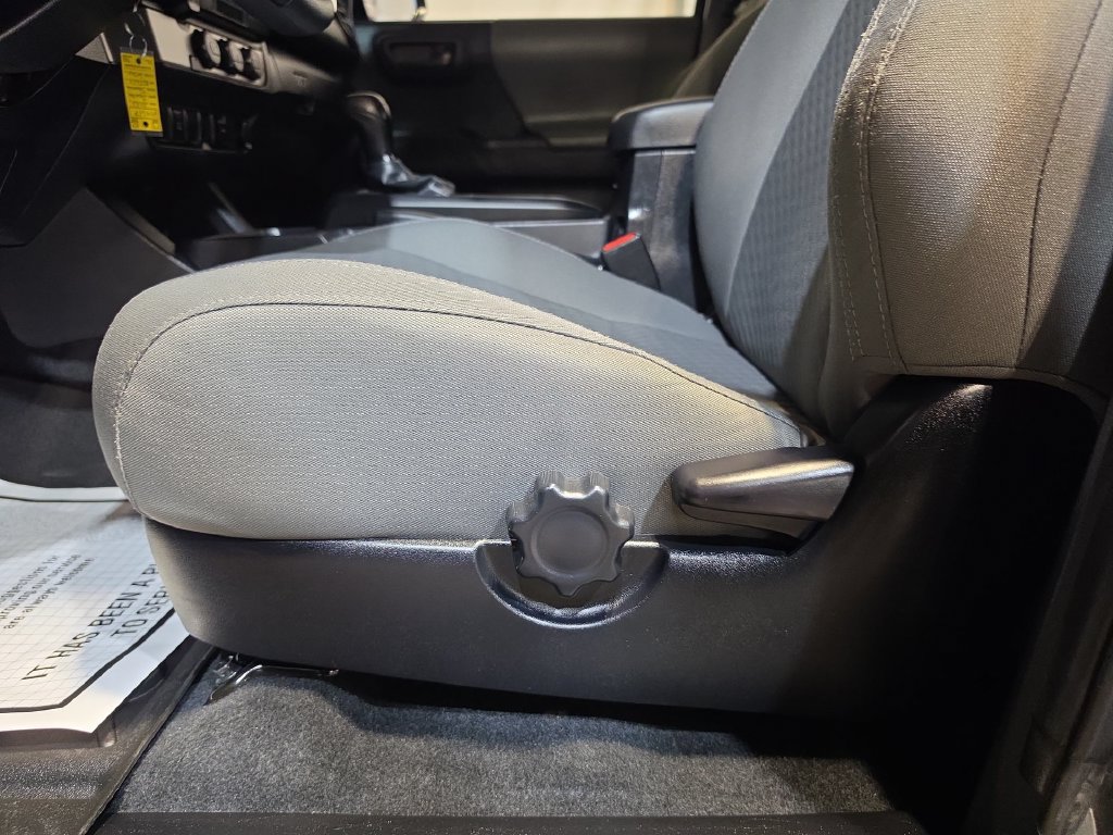 Used 2023 Toyota Tacoma SR RWD image 14