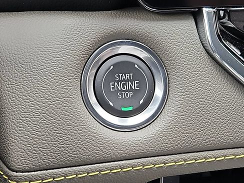 New 2026 Chevrolet Colorado ZR2 AWD/4WD image 15