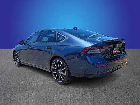 Used 2024 Honda Accord Touring image 7