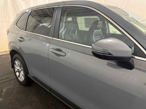 Used 2024 Honda CR-V EX-L image 11