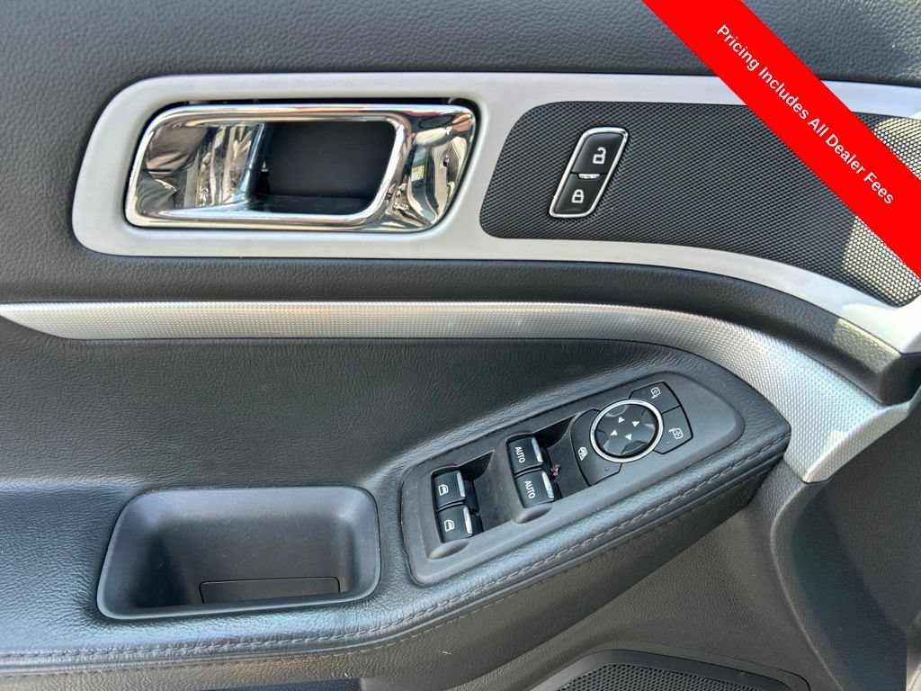 Used 2014 Ford Explorer XLT w/ Equipment Group 202A FWD image 5