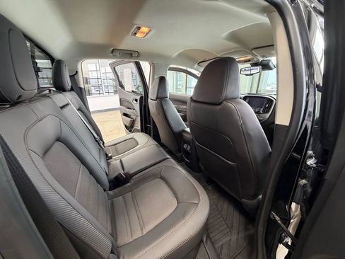 Used 2022 GMC Canyon AT4 w/ Driver Alert Package image 17