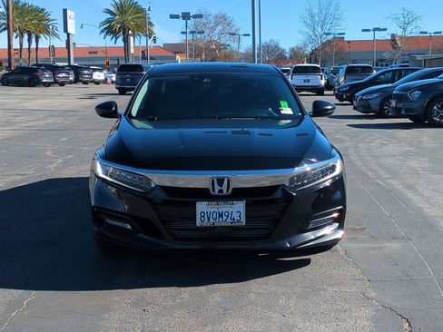 Certified 2020 Honda Accord Touring image 2