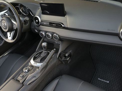 Used 2024 MAZDA MX-5 Miata Grand Touring w/ Weather Package image 18