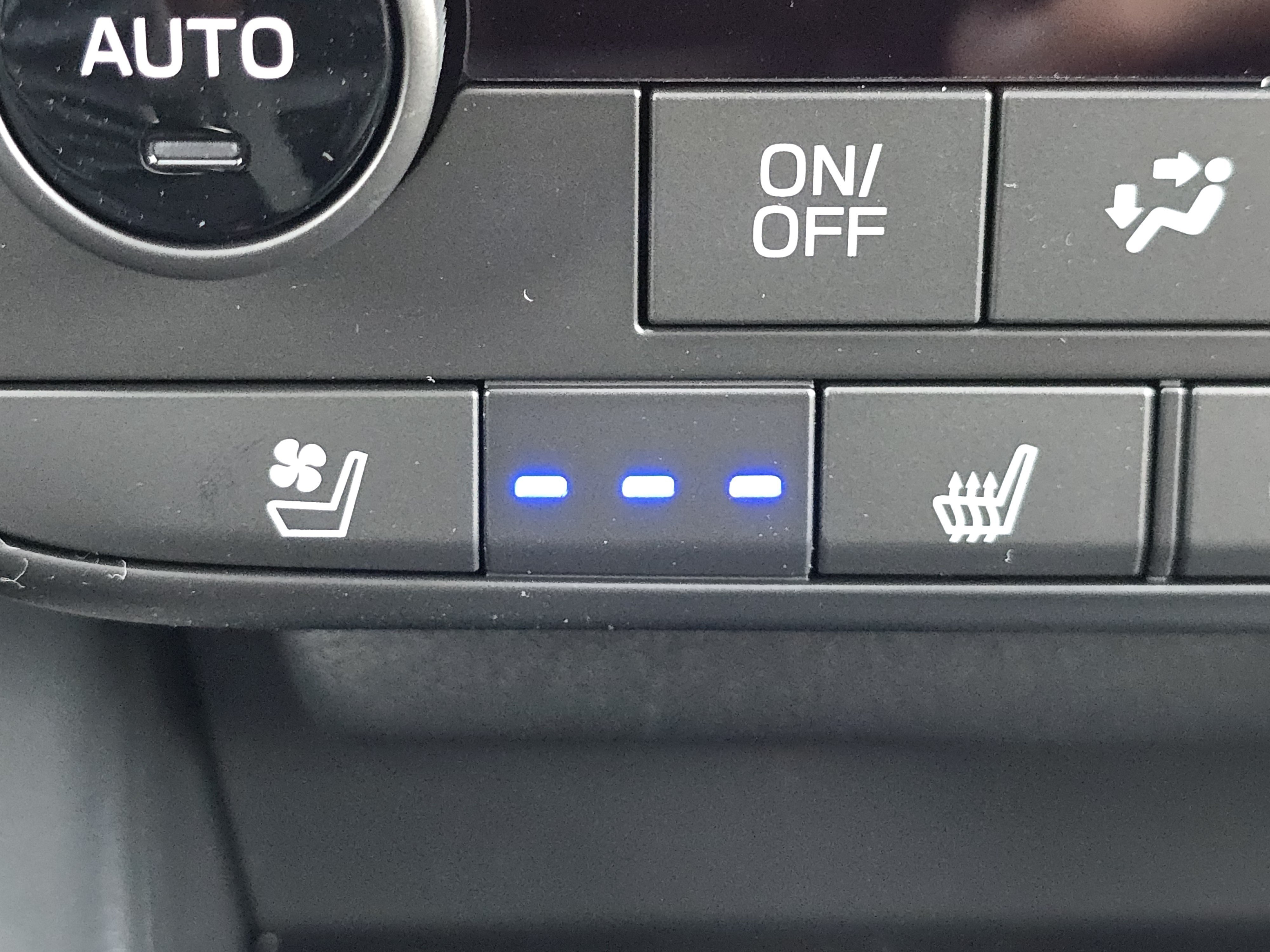 New 2026 Subaru Outback Touring XT AWD/4WD image 11