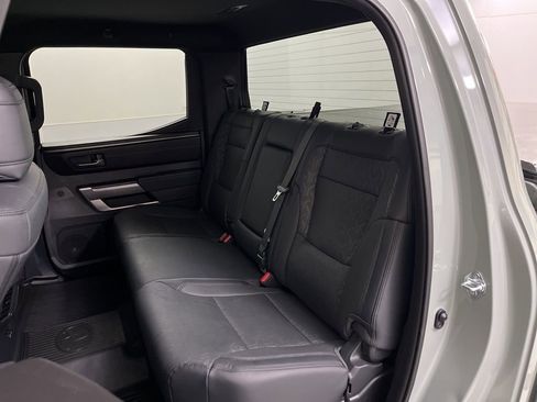 Used 2025 Toyota Tundra SR5 w/ SR5 Premium Package AWD/4WD image 19