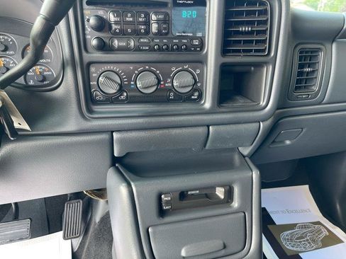 Used 2002 Chevrolet Silverado 3500 LT RWD image 31