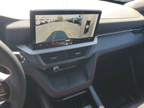 Certified 2025 Ford Explorer ST-Line w/ Premium Package image 28