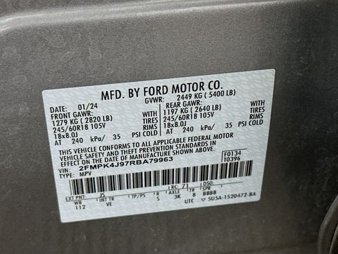 Used 2024 Ford Edge SEL image 12