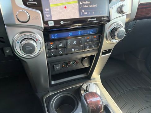 Used 2024 Toyota 4Runner Limited AWD/4WD image 18