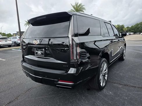 Used 2025 Cadillac Escalade ESV Premium Luxury w/ Touring Package AWD/4WD image 6