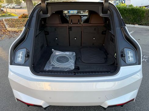 Used 2026 BMW iX xDrive60 image 17