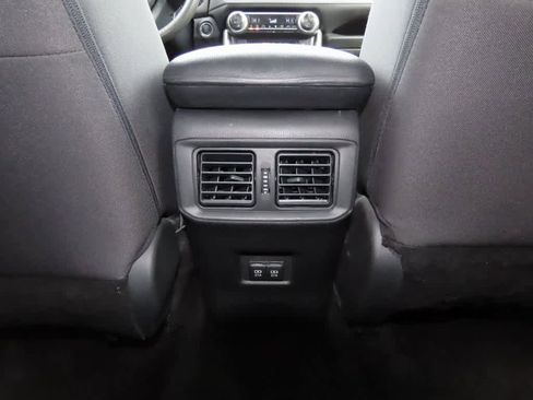 Used 2020 Toyota RAV4 XLE image 22