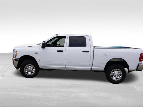 Certified 2024 RAM 2500 Tradesman w/ Chrome Appearance Group AWD/4WD image 9