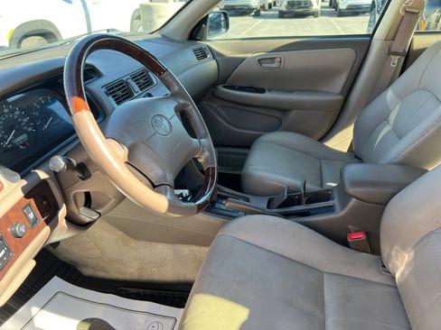 Used 2001 Toyota Camry LE image 12