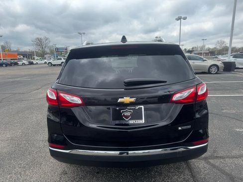 Used 2018 Chevrolet Equinox Premier FWD image 9
